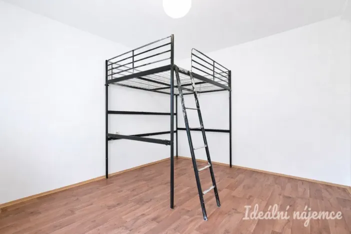 Pronájem bytu 1+kk, Brno, Slovákova, 24 m2