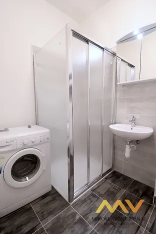 Pronájem bytu 2+kk, Hradec Králové, Dlouhá, 36 m2