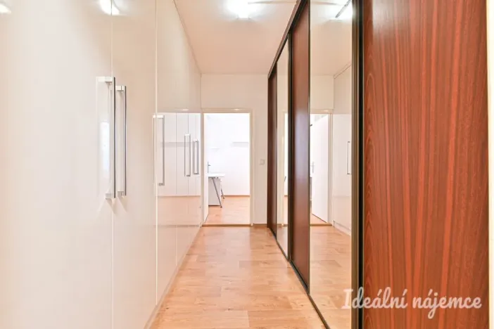 Pronájem bytu 3+1, Brno, Oblá, 73 m2