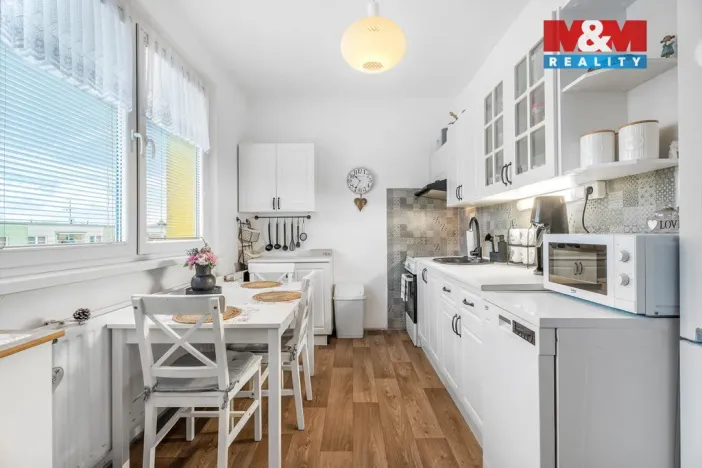 Prodej bytu 4+1, Doksy, Sochorova, 86 m2