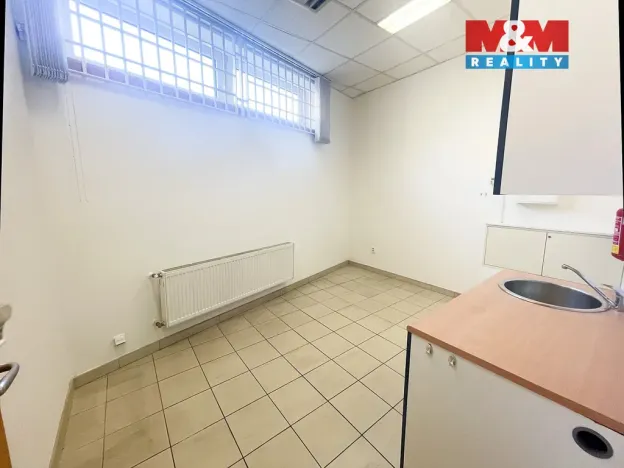 Pronájem obchodního prostoru, Ústí nad Labem - Ústí nad Labem-centrum, Velká Hradební, 280 m2