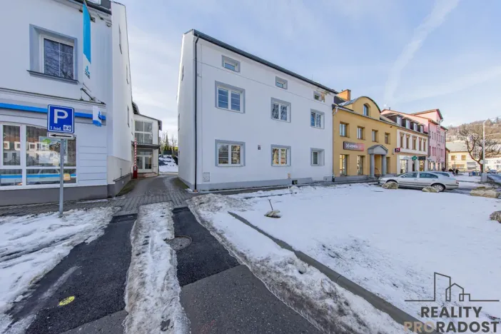 Prodej obchodního prostoru, Jeseník, nám. Svobody, 356 m2