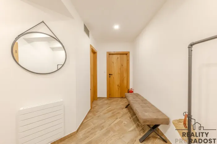 Prodej obchodního prostoru, Jeseník, nám. Svobody, 356 m2