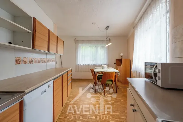 Prodej rodinného domu, Mukařov, 189 m2