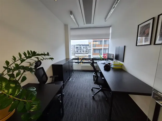 Pronájem kanceláře, Praha - Libeň, Voctářova, 157 m2