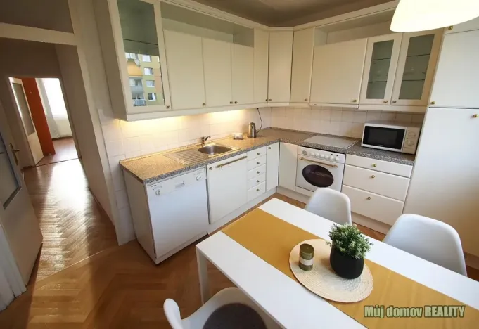 Pronájem bytu 4+1, Praha - Kamýk, Mařatkova, 80 m2