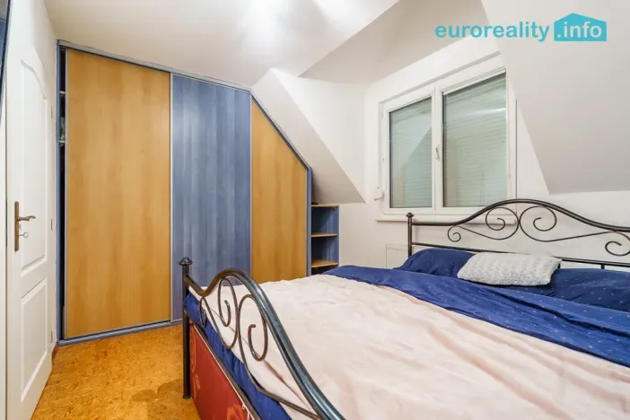 Pronájem rodinného domu, Karlovy Vary, Boční, 150 m2