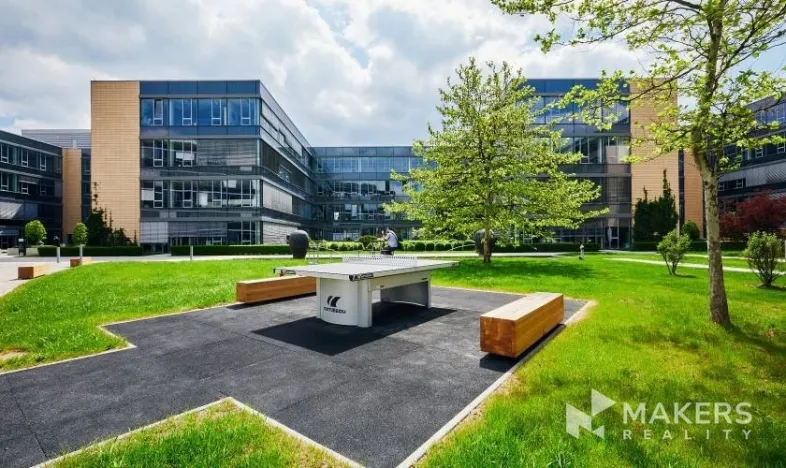 Pronájem kanceláře, Praha - Jinonice, Radlická, 1261 m2