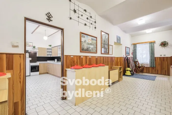 Prodej ubytování, Česká Metuje - Skalka, 386 m2