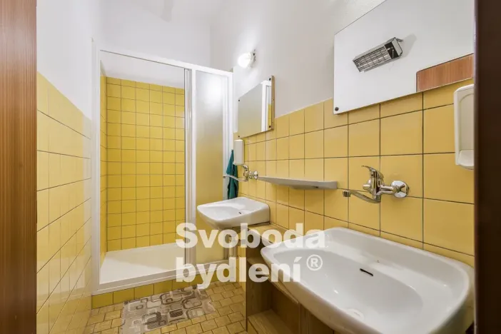 Prodej ubytování, Česká Metuje - Skalka, 386 m2