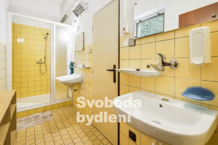 Prodej ubytování, Česká Metuje - Skalka, 386 m2