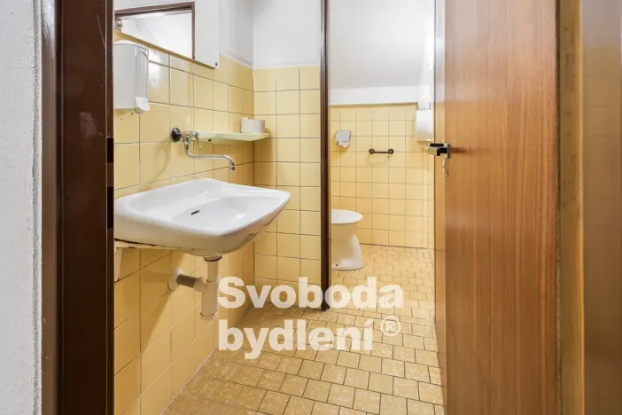 Prodej ubytování, Česká Metuje - Skalka, 386 m2