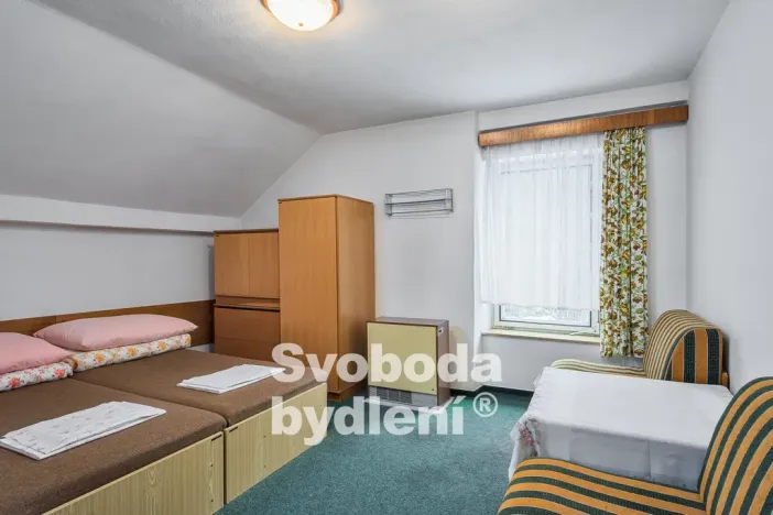 Prodej ubytování, Česká Metuje - Skalka, 386 m2