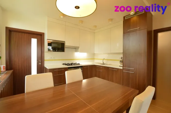 Pronájem bytu 3+1, Žatec, Jaroslava Vrchlického, 80 m2