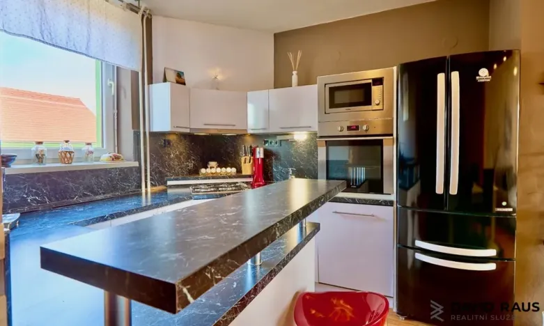 Prodej rodinného domu, Blučina, ul. 9. května, 219 m2