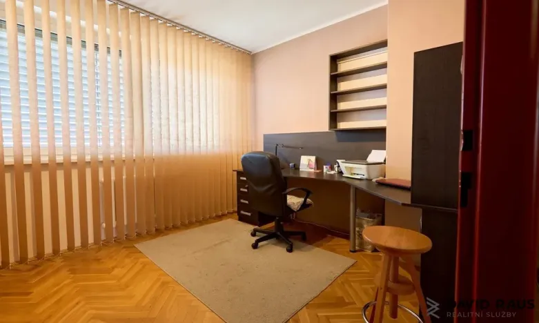 Prodej rodinného domu, Blučina, ul. 9. května, 219 m2