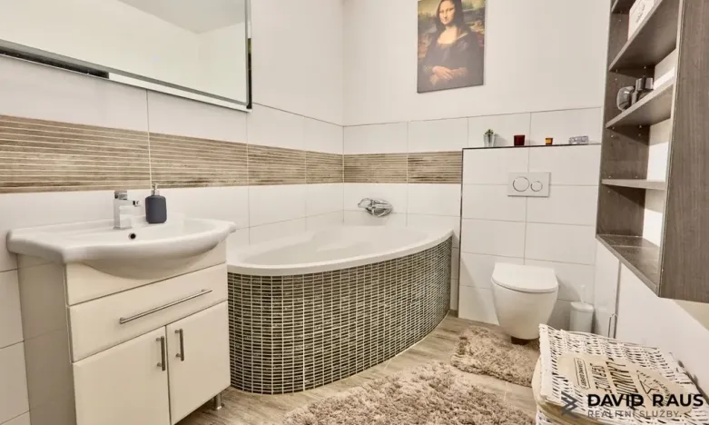 Prodej rodinného domu, Blučina, ul. 9. května, 219 m2