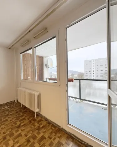 Prodej bytu 3+1, Cvikov - Cvikov II, Sídliště, 68 m2