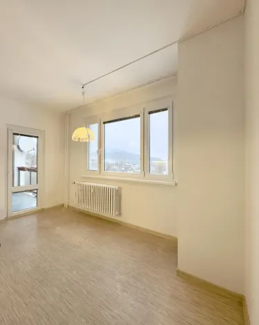 Prodej bytu 3+1, Cvikov - Cvikov II, Sídliště, 68 m2