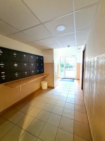 Pronájem bytu 1+1, Praha - Chodov, Brodského, 30 m2