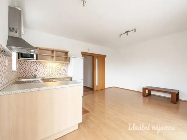 Pronájem bytu 2+kk, Praha - Záběhlice, Velenovského, 56 m2