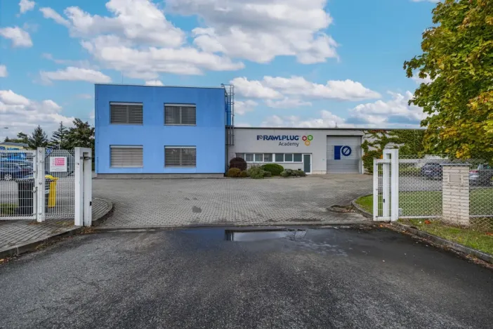 Pronájem kanceláře, Vestec, Vídeňská, 22 m2