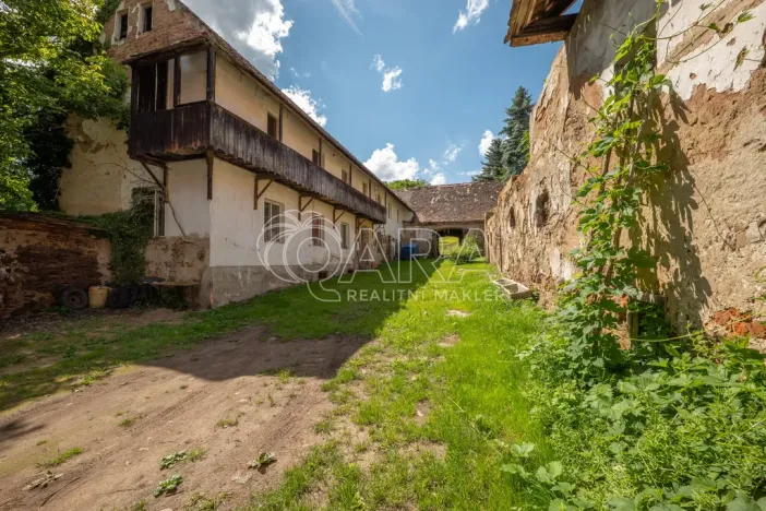 Prodej rodinného domu, Husinec, Jeronýmova, 350 m2