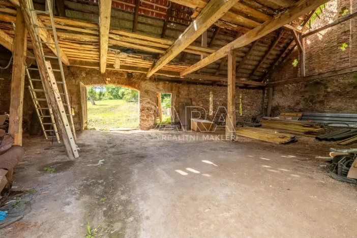 Prodej rodinného domu, Husinec, Jeronýmova, 350 m2