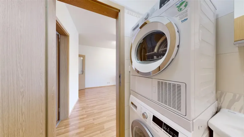 Pronájem bytu 2+kk, Králův Dvůr, Na Horizontu, 58 m2