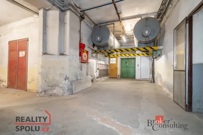 Prodej výrobních prostor, Jablonec nad Jizerou - Buřany, 2696 m2