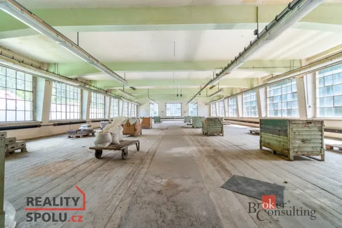 Prodej výrobních prostor, Jablonec nad Jizerou - Buřany, 2696 m2