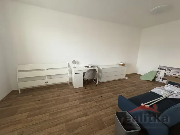 Pronájem bytu 1+1, Opava - Předměstí, Zámecký okruh, 38 m2