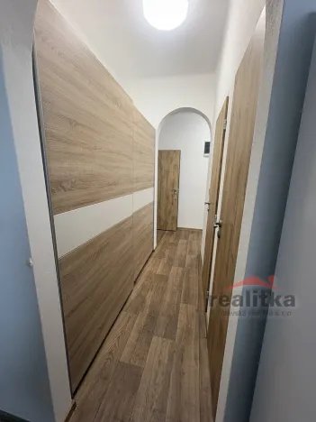 Pronájem bytu 1+1, Opava - Předměstí, Zámecký okruh, 38 m2