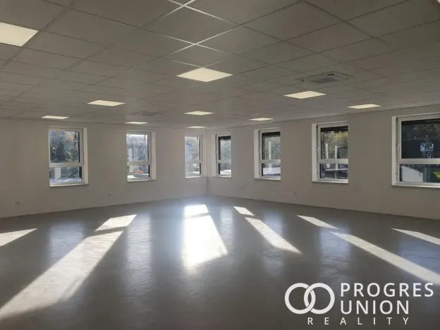 Pronájem obchodního prostoru, Rožnov pod Radhoštěm, Meziříčská, 100 m2