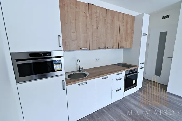 Pronájem bytu 3+kk, Praha - Košíře, Hlaváčkova, 51 m2