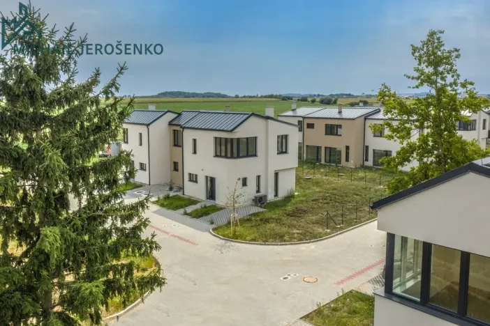 Prodej rodinného domu, Horoušany, 102 m2