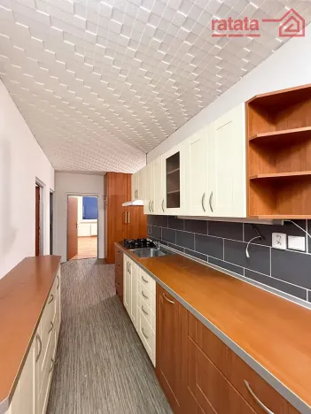 Pronájem bytu 3+1, Chomutov, 17. listopadu, 80 m2