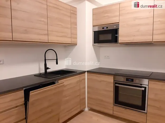 Pronájem bytu 3+kk, Praha - Krč, Michelská, 104 m2