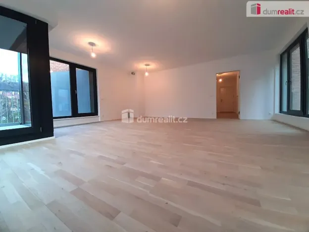 Pronájem bytu 3+kk, Praha - Krč, Michelská, 104 m2