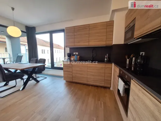 Pronájem bytu 3+kk, Praha - Krč, Michelská, 104 m2