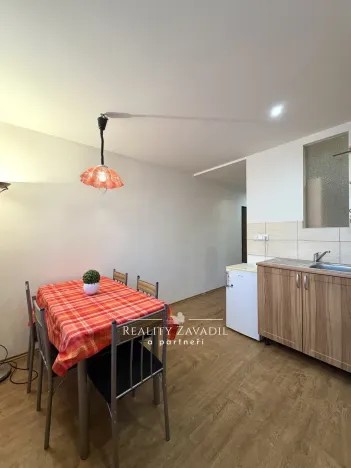 Pronájem bytu 1+1, Zlín, Dlouhá, 36 m2