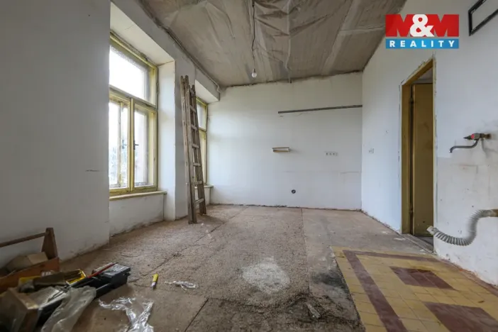 Prodej rodinného domu, Bochov - Těšetice, 200 m2