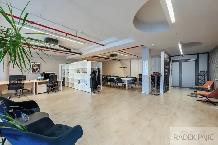 Prodej kanceláře, Brno, Pražákova, 211 m2