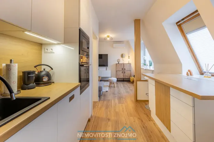 Prodej bytu 2+kk, Znojmo, Gagarinova, 39 m2