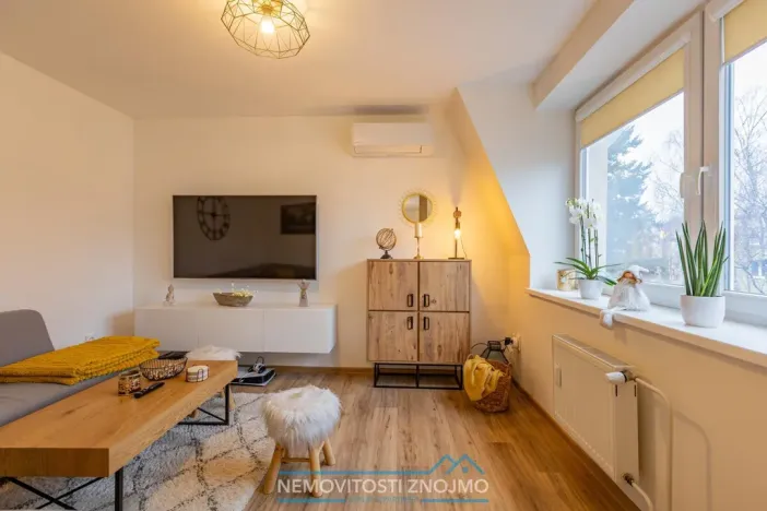 Prodej bytu 2+kk, Znojmo, Gagarinova, 39 m2