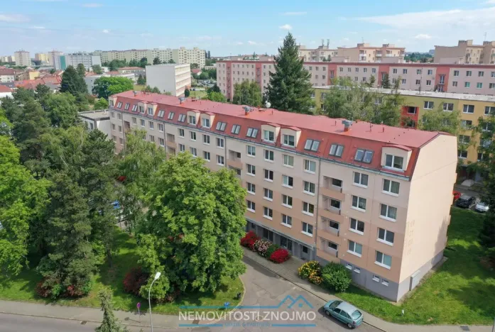 Prodej bytu 2+kk, Znojmo, Gagarinova, 39 m2