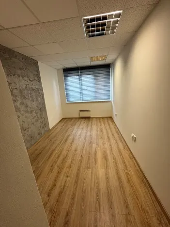 Pronájem obchodního prostoru, Ostrava, Pavlovova, 14 m2