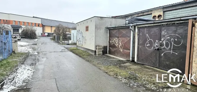 Pronájem garáže, Olomouc, Bartošova, 16 m2