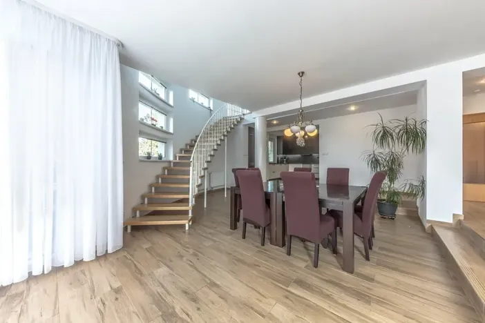 Prodej rodinného domu, Praha - Klánovice, Jeníkovická, 260 m2