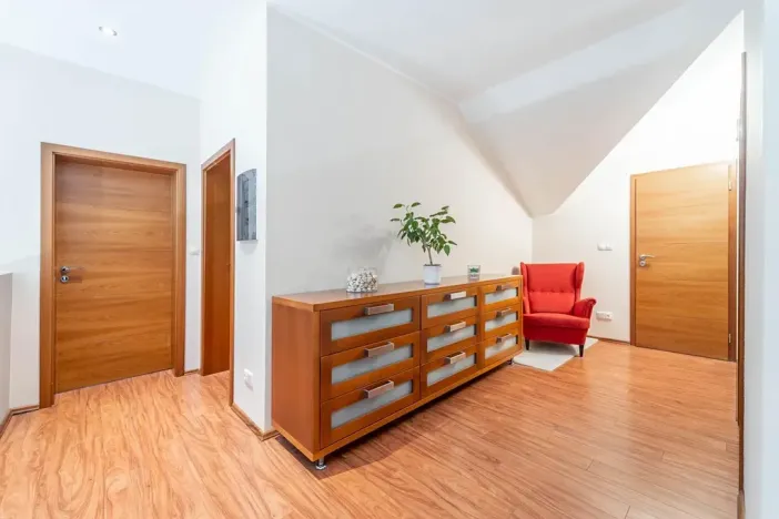 Prodej rodinného domu, Babice, Honzíkova, 389 m2